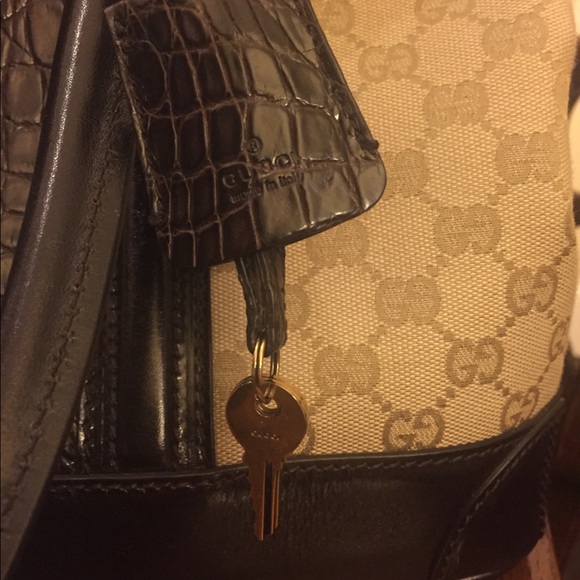 Gucci Handbag - Picture 5 of 7